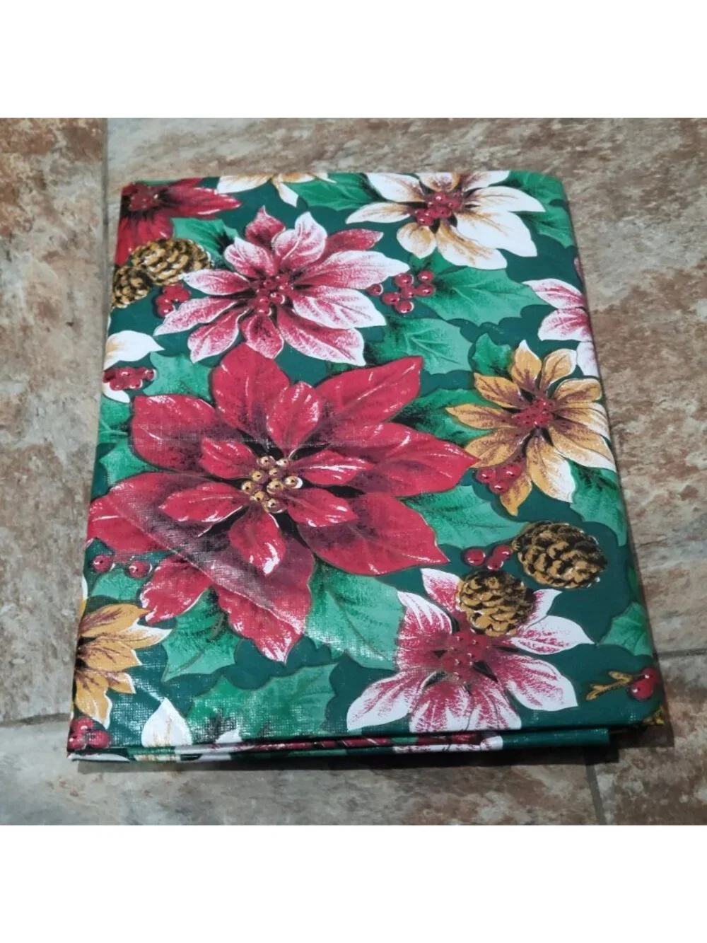 VTG Ashley Taylor Christmas Poinsettia Flannel Backed Vinyl Tablecloth 52x70 Ova